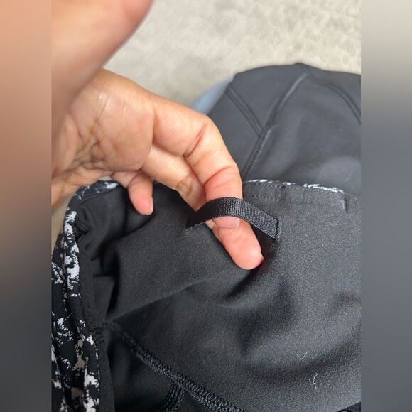 Lululemon Fresh Tracks Tight Black/Iced Wave White Reflective Leggings - Picture 7 of 13